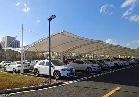 贵州贵定基建采购必看:停车棚选对材质,能省十年维修费